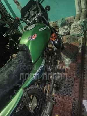 Bajaj 2002 Green