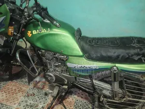 Bajaj 2002 Green