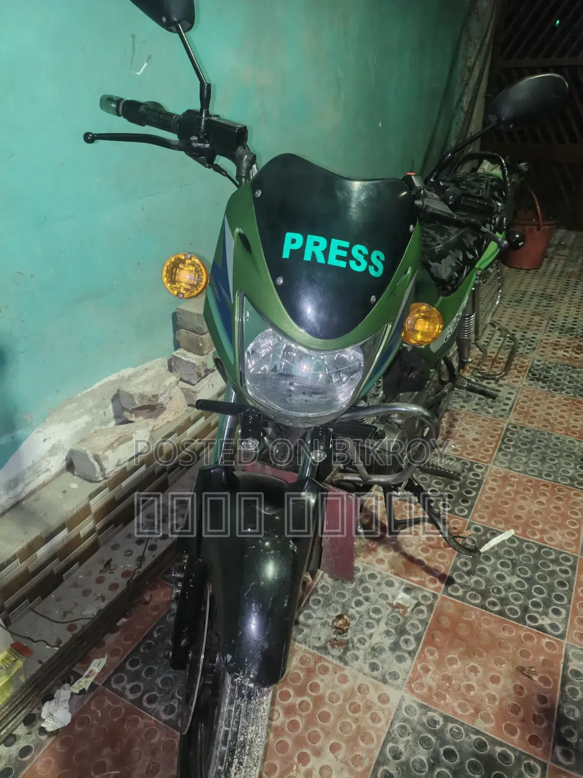 Bajaj 2002 Green