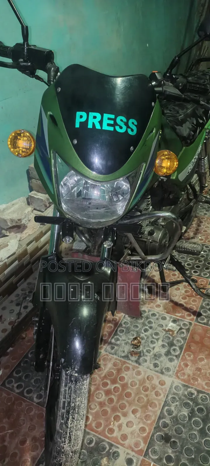 Bajaj 2002 Green