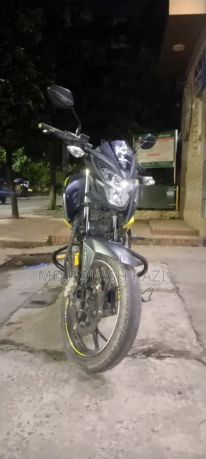 হোন্ডা হর্নেট ২০২২ ব্ল্যাক
