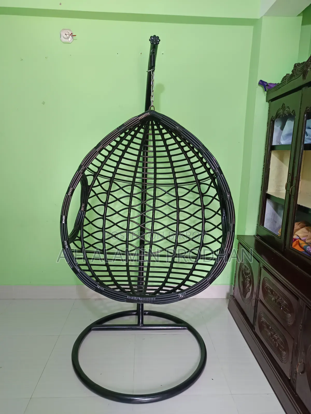 দ্য রয়্যাল মার্ট