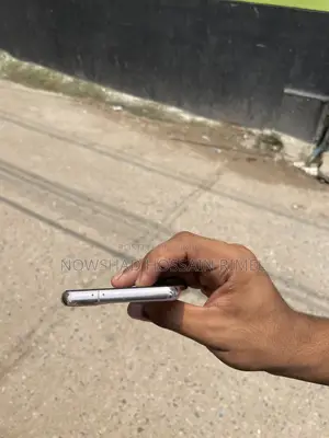 স্যামসাং গ্যালাক্সি এস২১ ৫জি ১২৮ জিবি পিংক