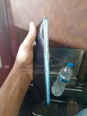 ভিভো ওয়াই২০জি ১২৮ জিবি ব্লু