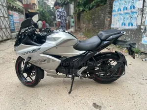 Suzuki Gixxer SF 2022 Silver