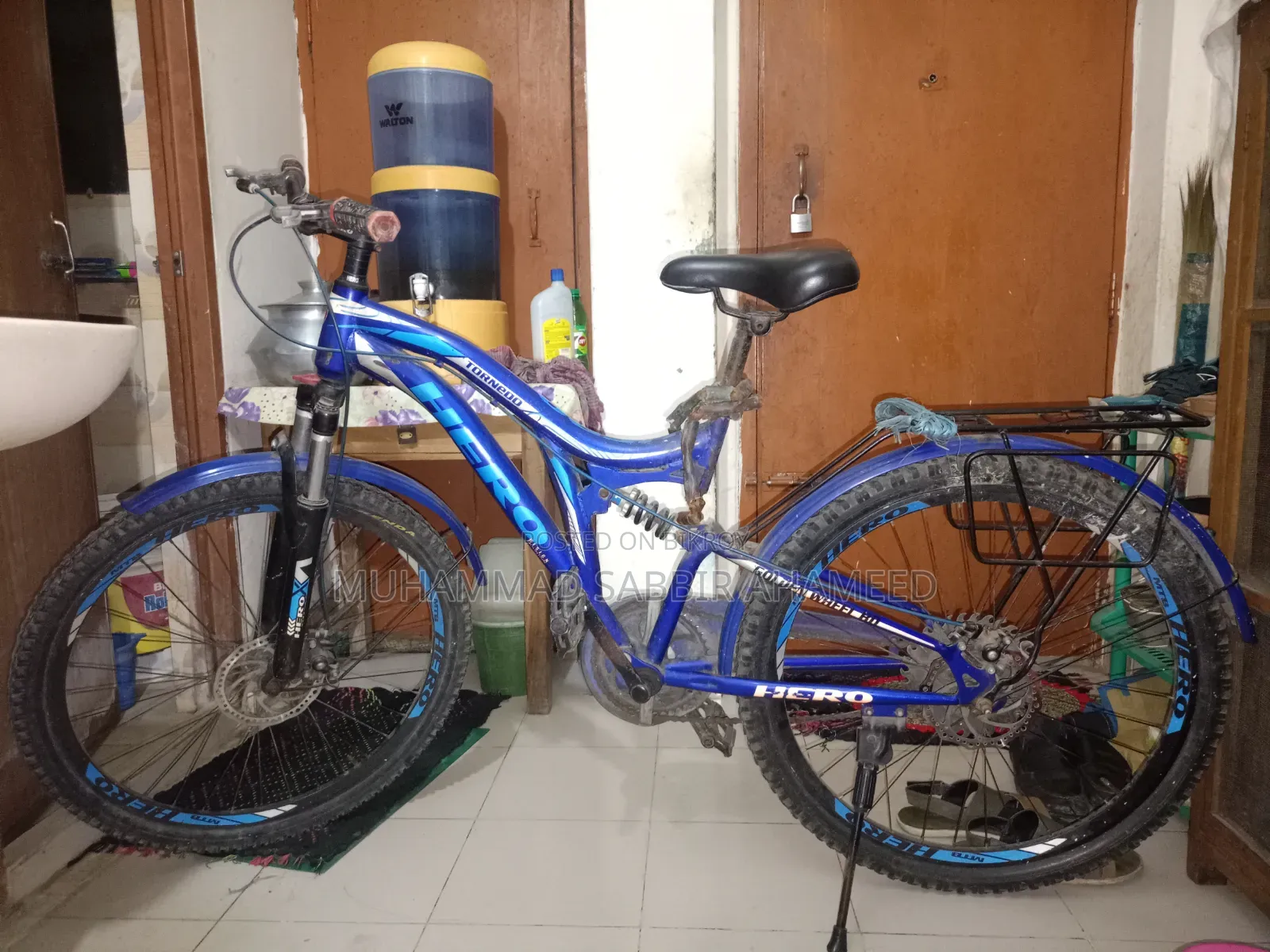 Cycle from Hero Brand.