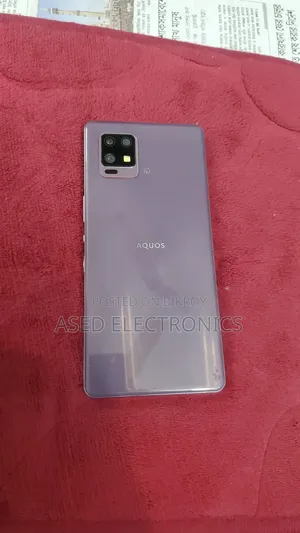 New Sharp Aquos Zero6 128 GB Purple
