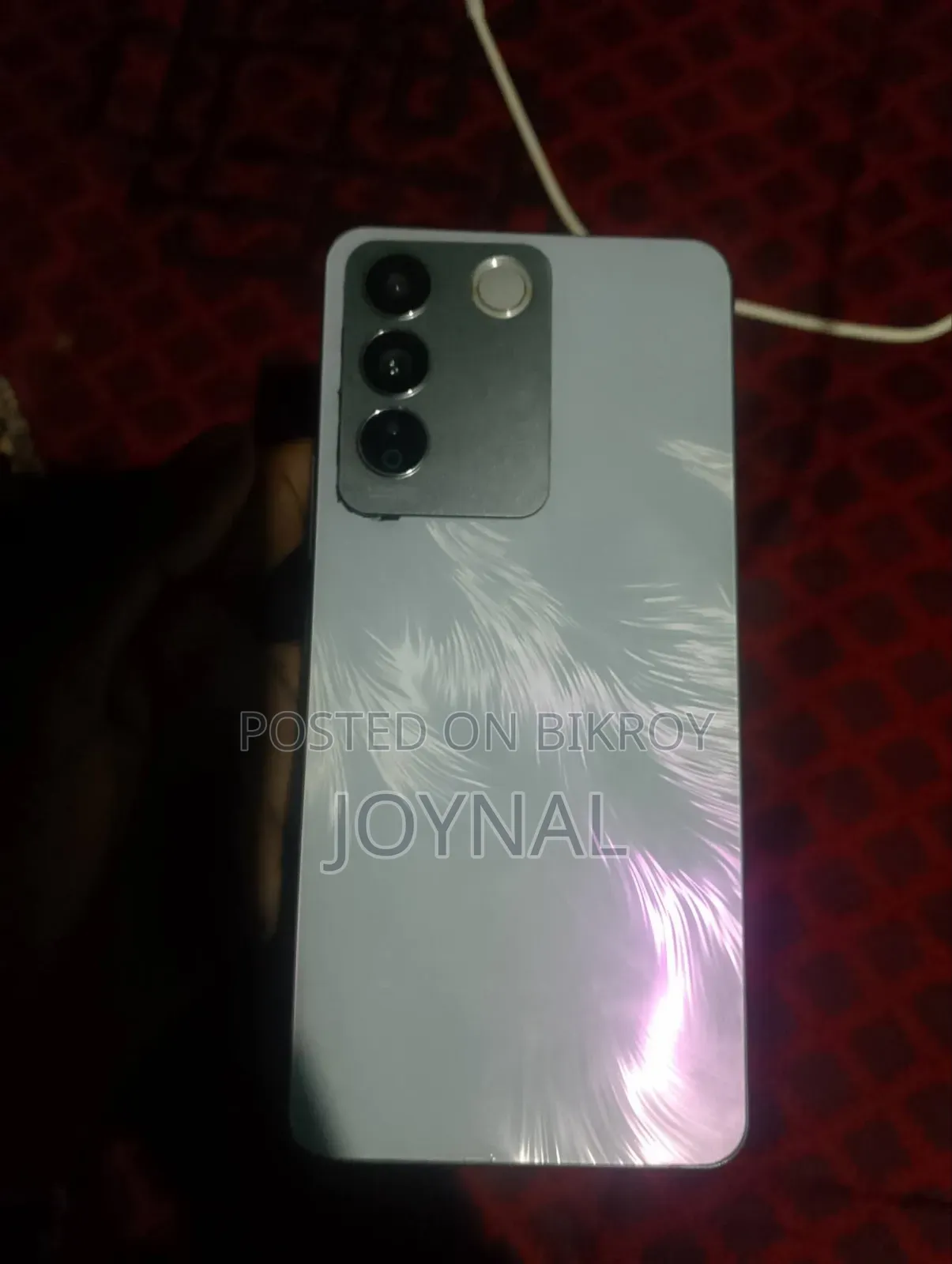ভিভো ভি২৭ই ২৫৬ জিবি হোয়াইট