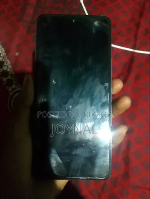 ভিভো ভি২৭ই ২৫৬ জিবি হোয়াইট