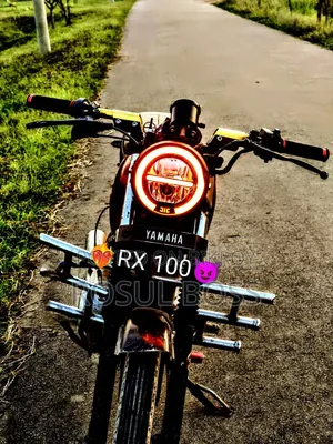 Yamaha 1996 Red