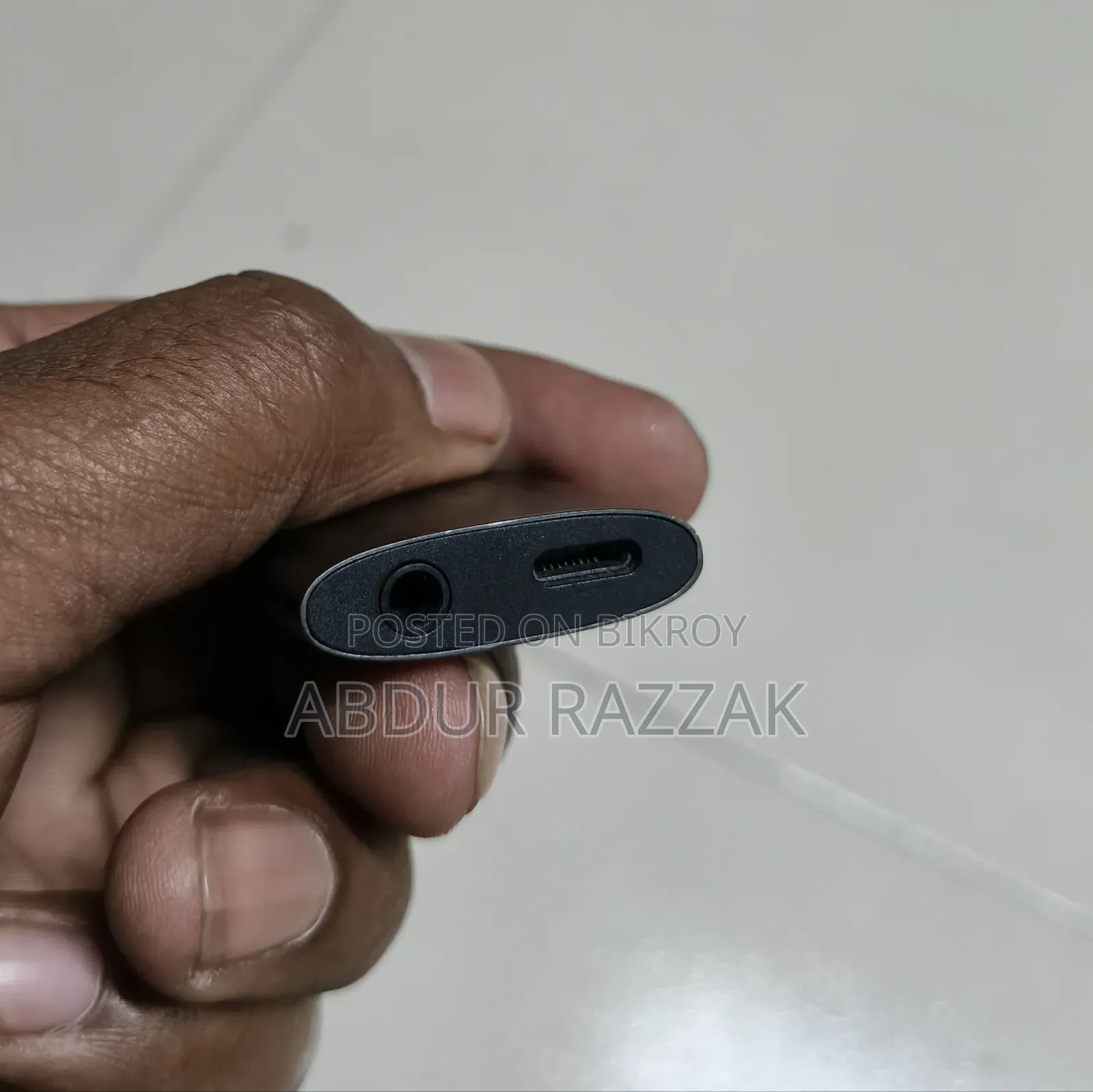 ম্যাকডোডো লাইটনিং টু লাইটনিং ডিসি ৩.৫ মিমি অডিও অ্যাডাপ্টার কনভার্টার