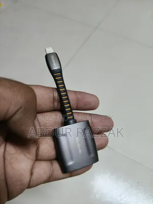 ম্যাকডোডো লাইটনিং টু লাইটনিং ডিসি ৩.৫ মিমি অডিও অ্যাডাপ্টার কনভার্টার