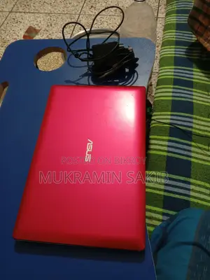 Laptop ASUS Transformer Book Flip TP300LA 4GB Intel Core I3 HDD 500GB