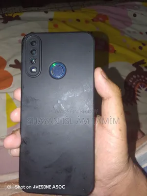 Symphony Z30 32 GB Gold