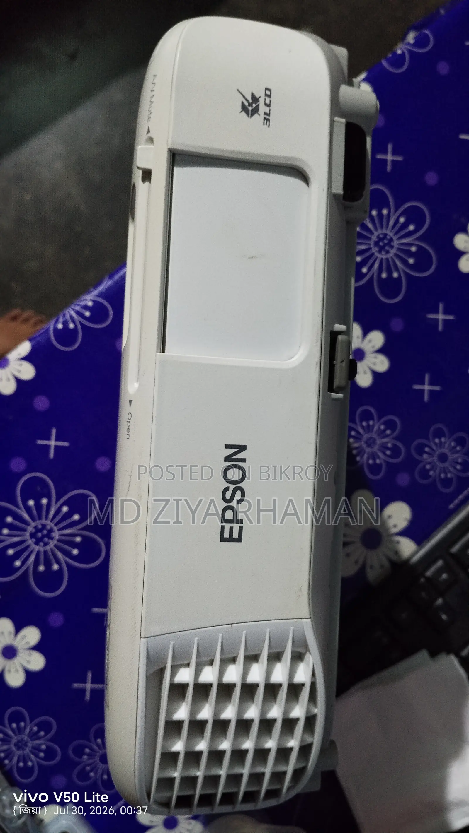 Epson Projector for Sale Brand Epson Model : Eb-X39 Asking Price : 30.