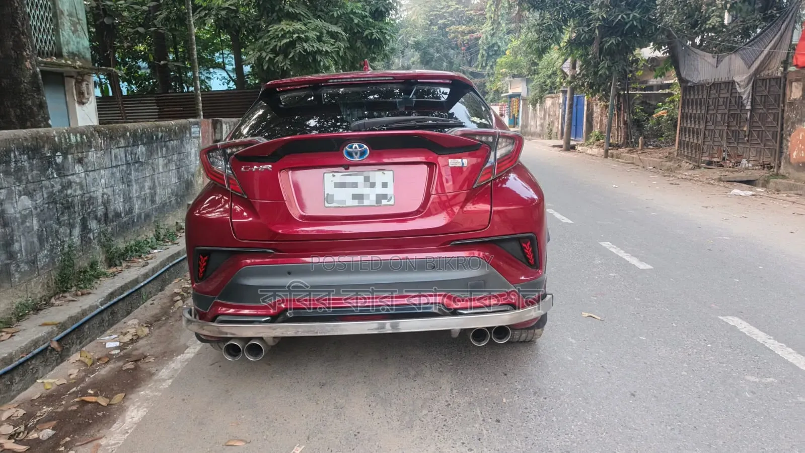 টয়োটা সি-এইচআর ২০১৮ মেরুন