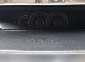 টয়োটা ভক্সি ২০১১ কালো