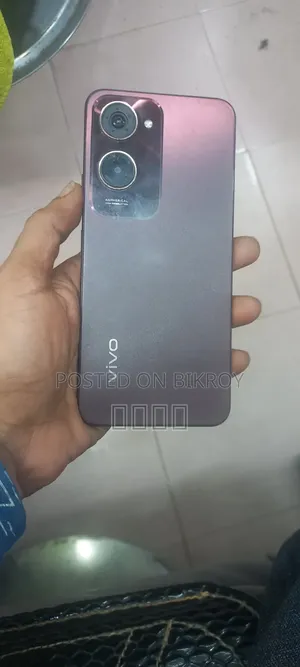 Vivo Y18 128 GB