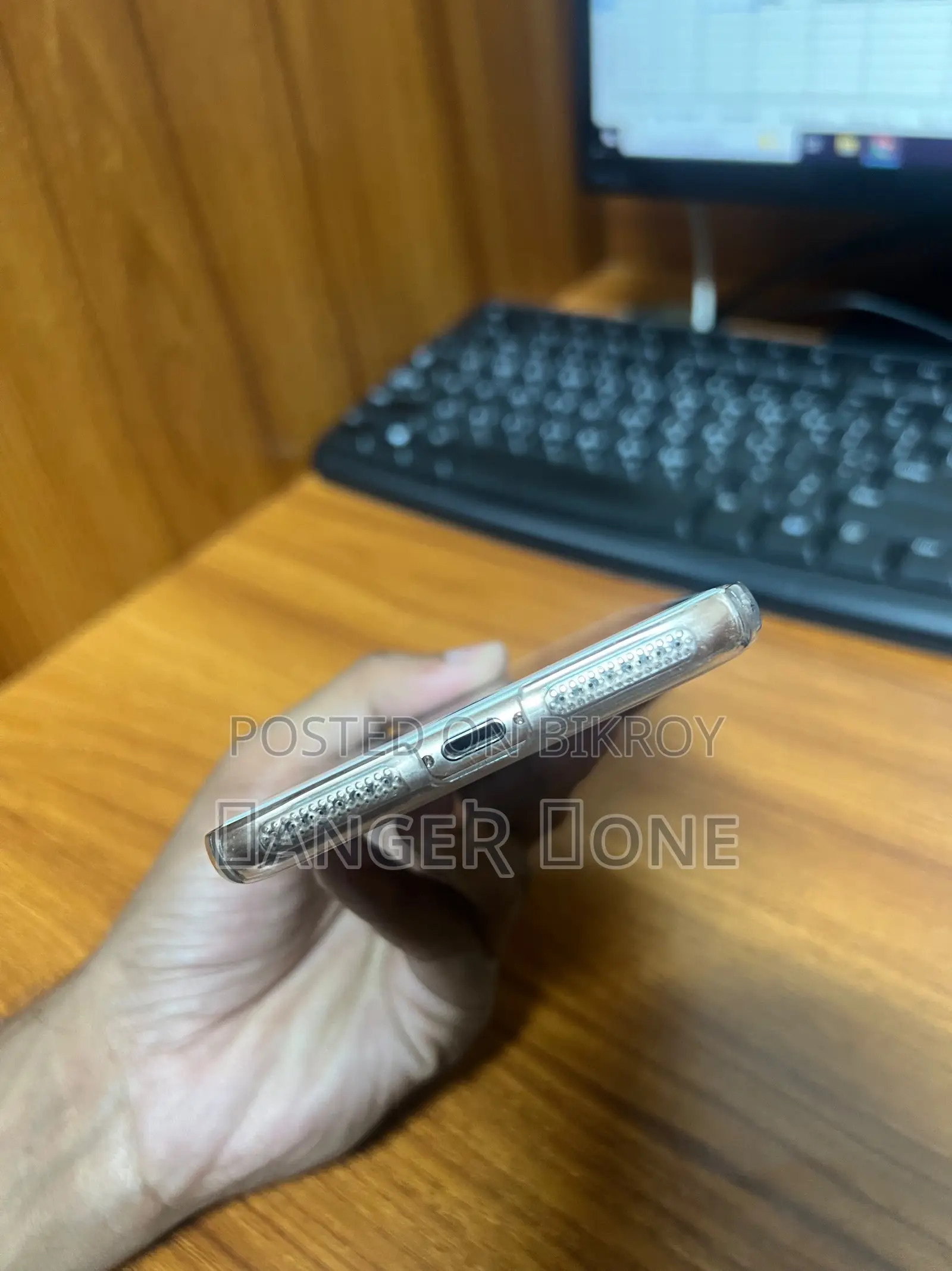 Apple iPhone 8 Plus 64 GB Gold