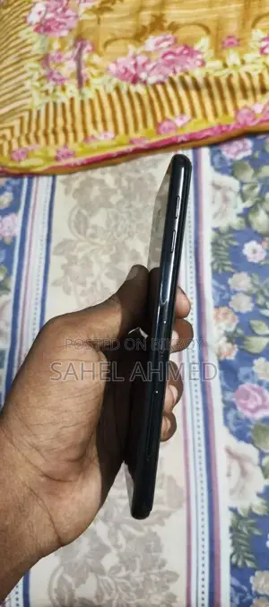 Samsung Galaxy J4 Plus 32 GB Black