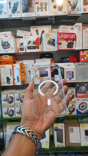 আইফোন ১৭ প্রো ম্যাক্স ক্লিয়ার কেস ম্যাগসেফ