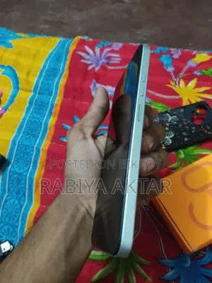 টেকনো স্পার্ক গো ১২৮ জিবি সাদা