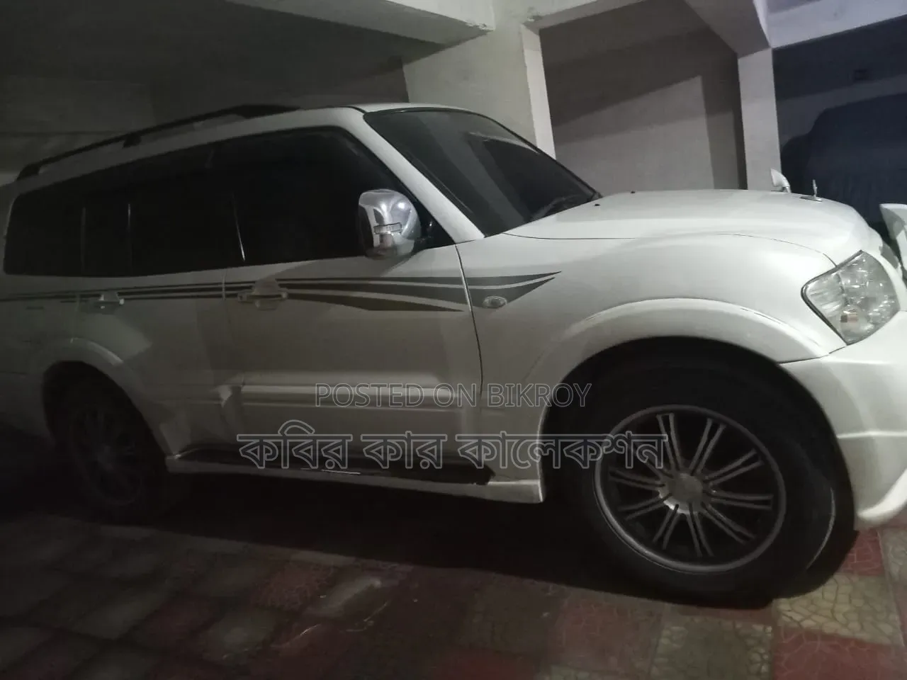 মিতসুবিশি পাজেরো ২০০৩ পার্ল