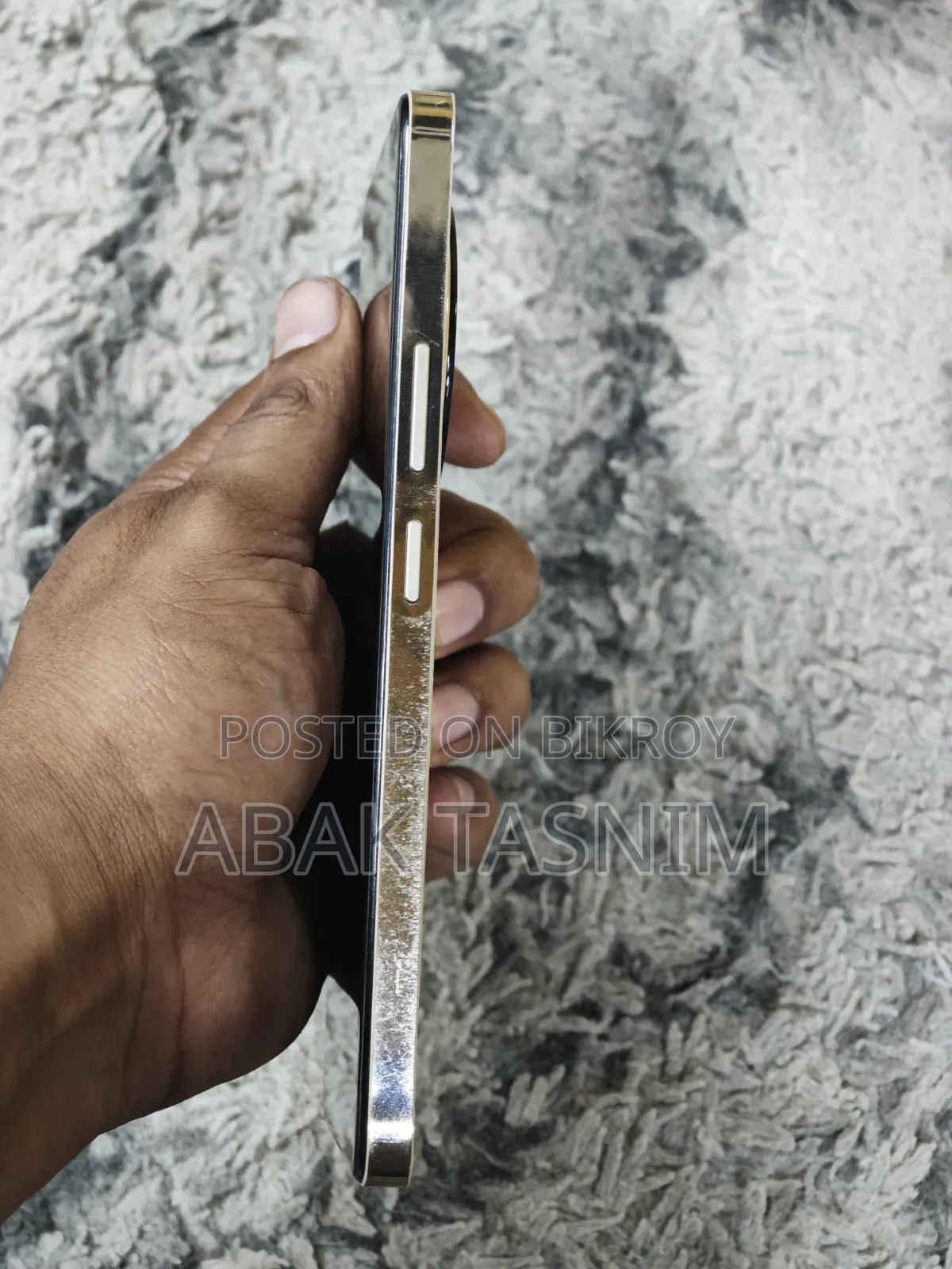 রিয়েলমি ১২+ ২৫৬ জিবি গোল্ড