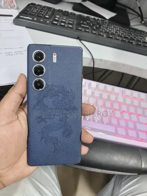 Tecno Camon 40 Pro 5G 256 GB Silver