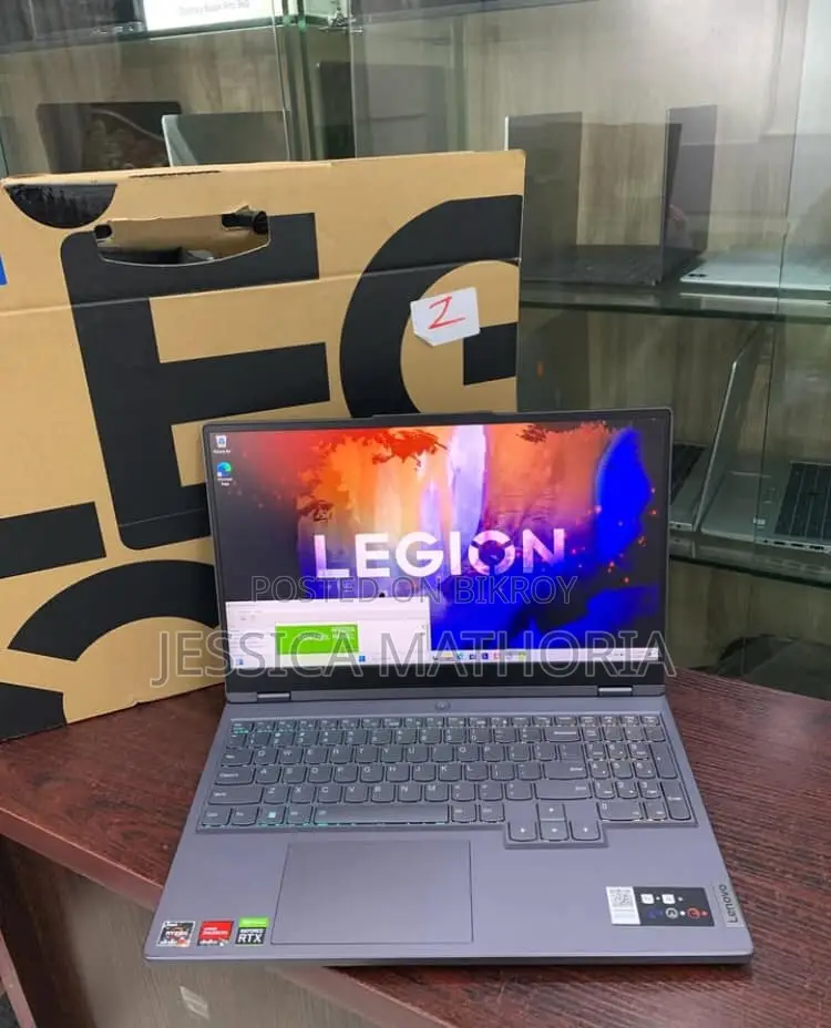 New Laptop Lenovo Legion 5 256GB AMD Ryzen 7 SSHD+SSD 1TB