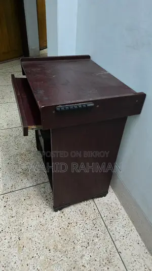 Computer Table / PC Table