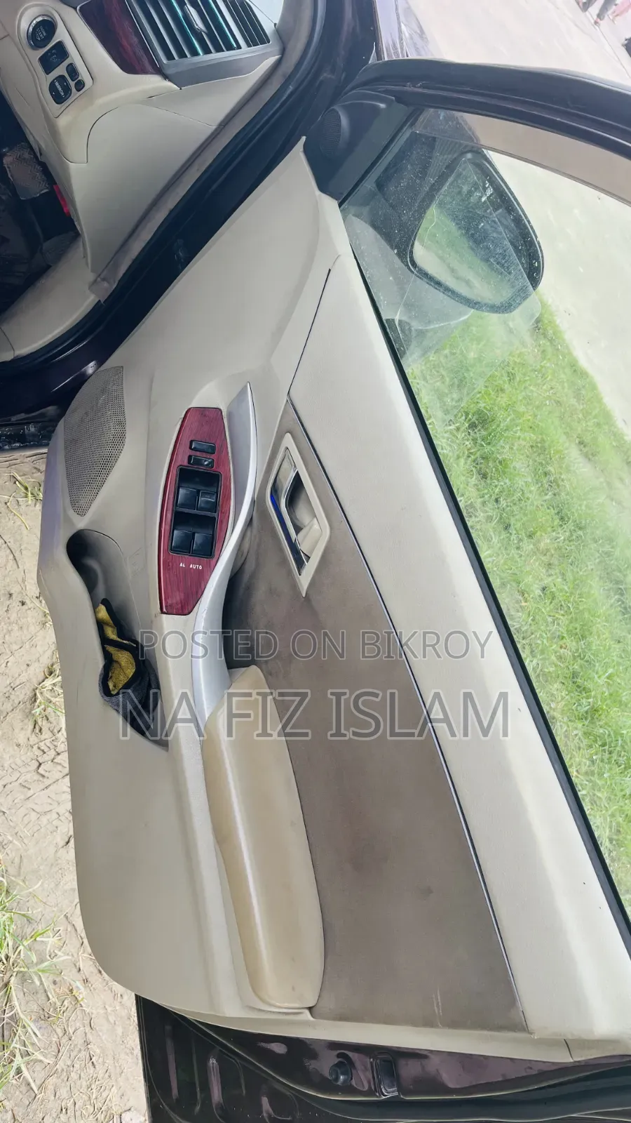 টয়োটা প্রিমিও ২০১০ মেরুন
