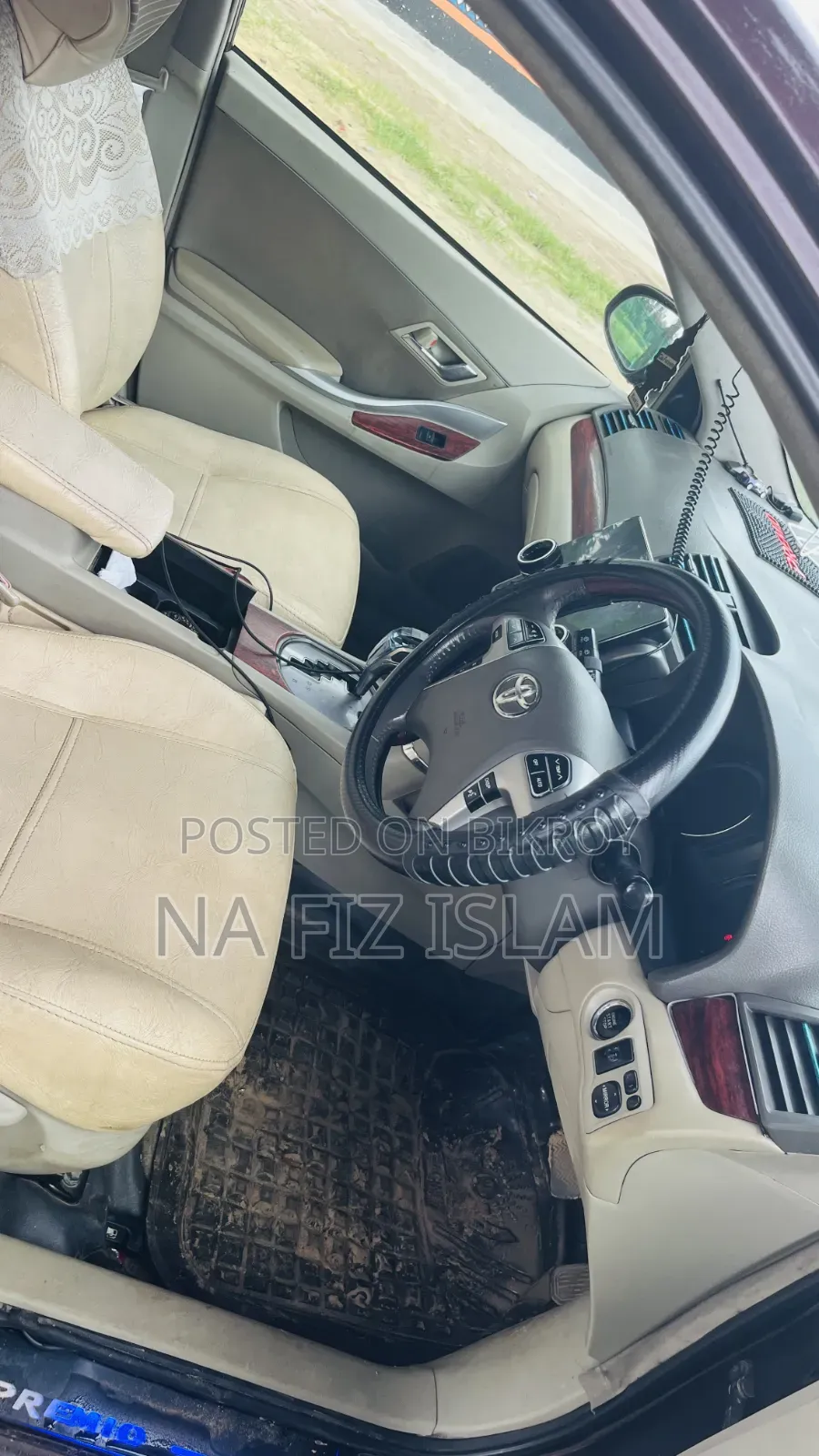 টয়োটা প্রিমিও ২০১০ মেরুন
