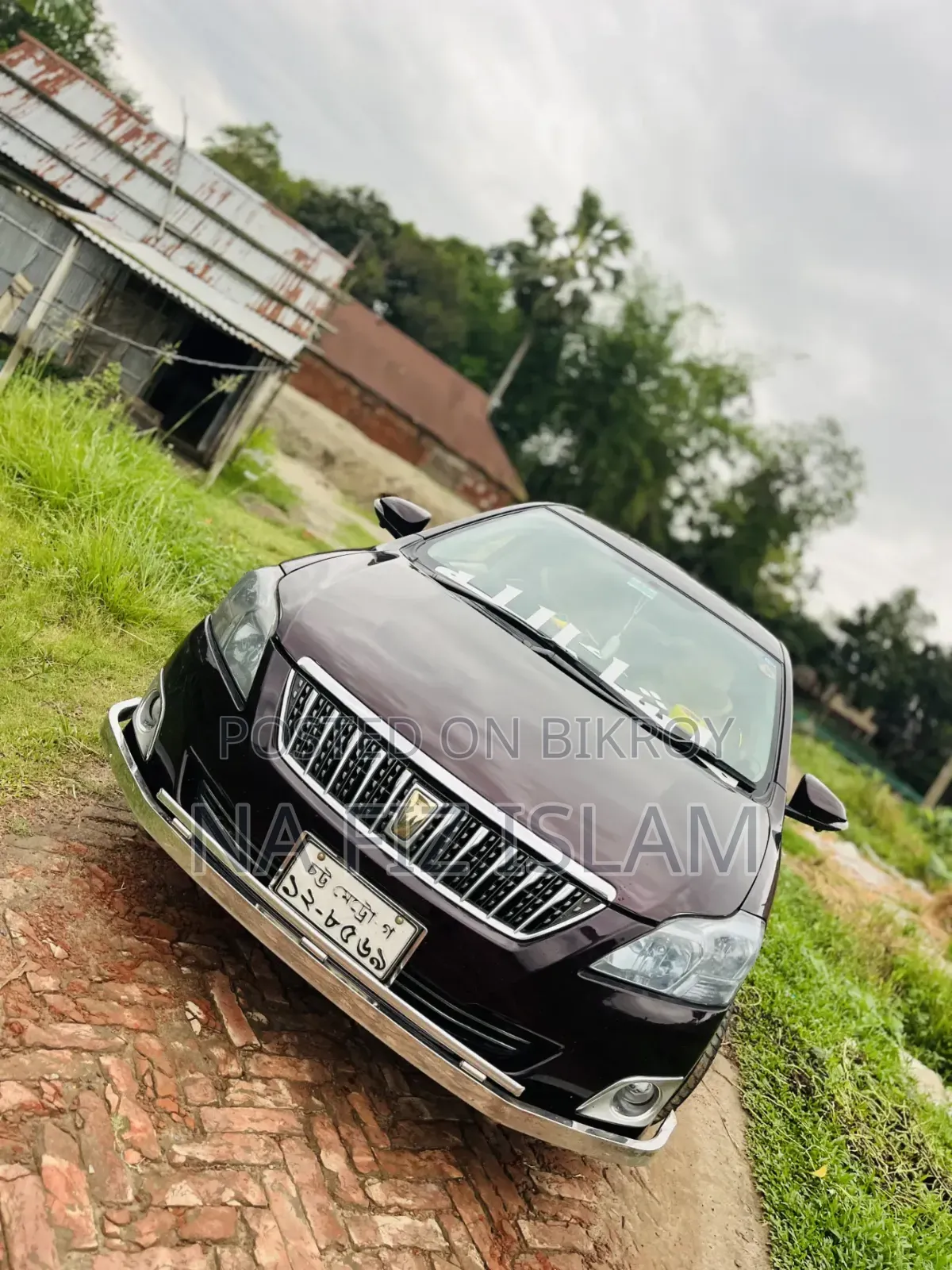 টয়োটা প্রিমিও ২০১০ মেরুন