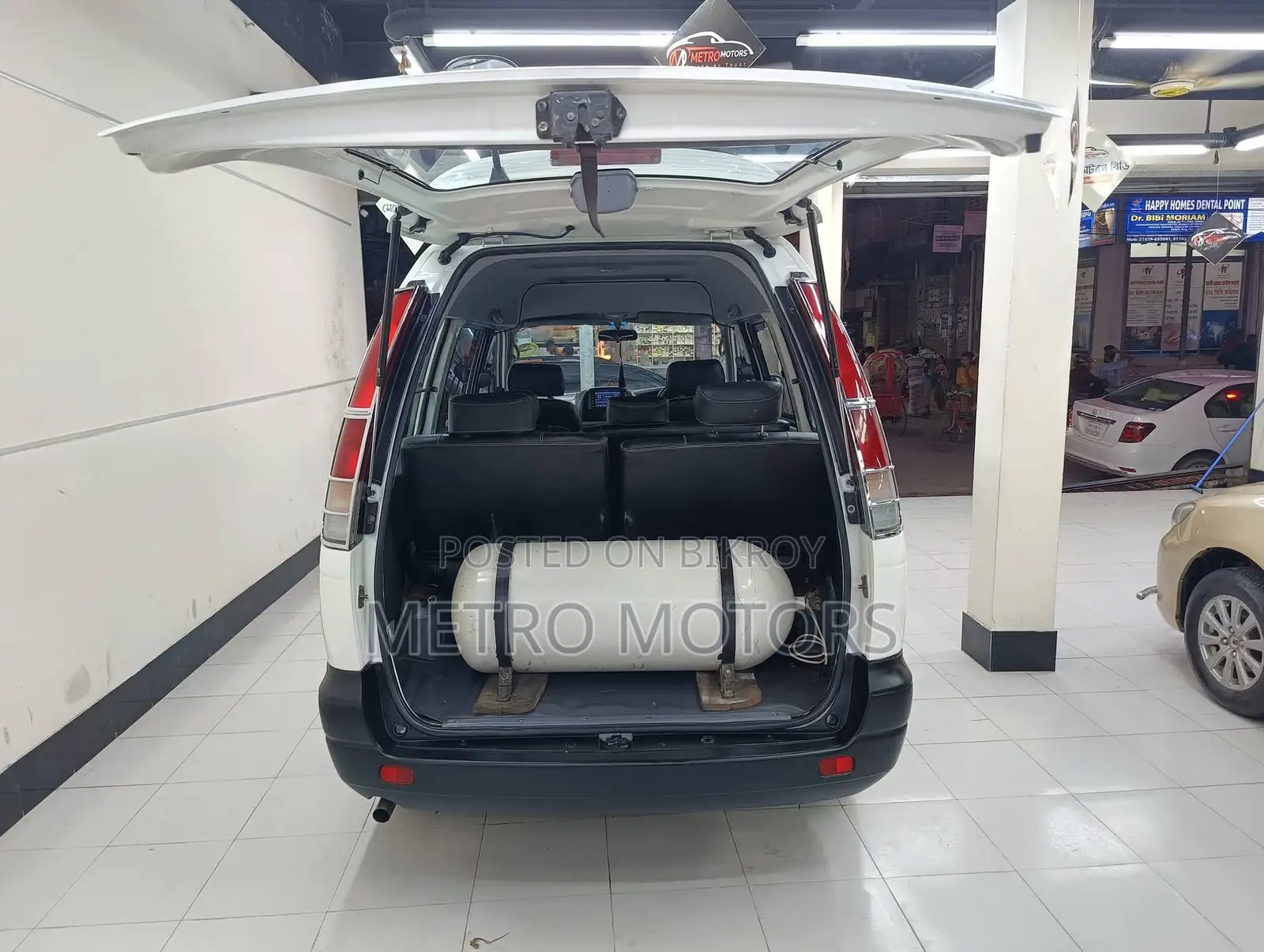 Toyota Noah 2007 White