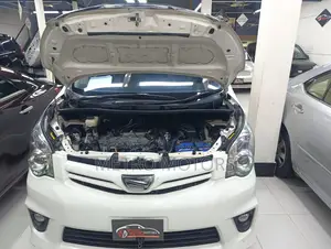 Toyota Noah 2011 Pearl