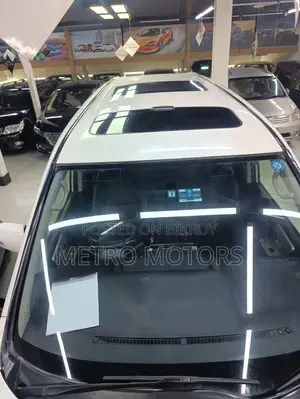 Toyota Noah 2011 Pearl