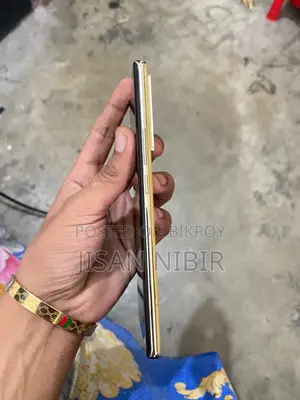 ইনফিনিক্স নোট ৪০ প্রো ২৫৬ জিবি গোল্ড