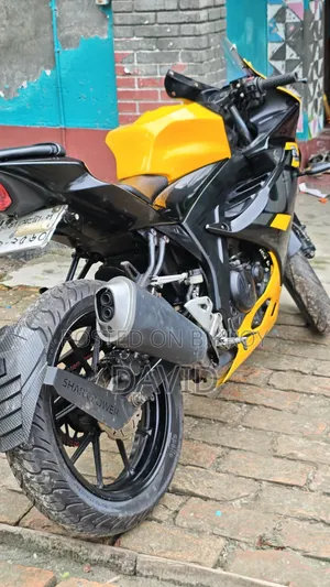 Suzuki GSX-R150 2022 Yellow