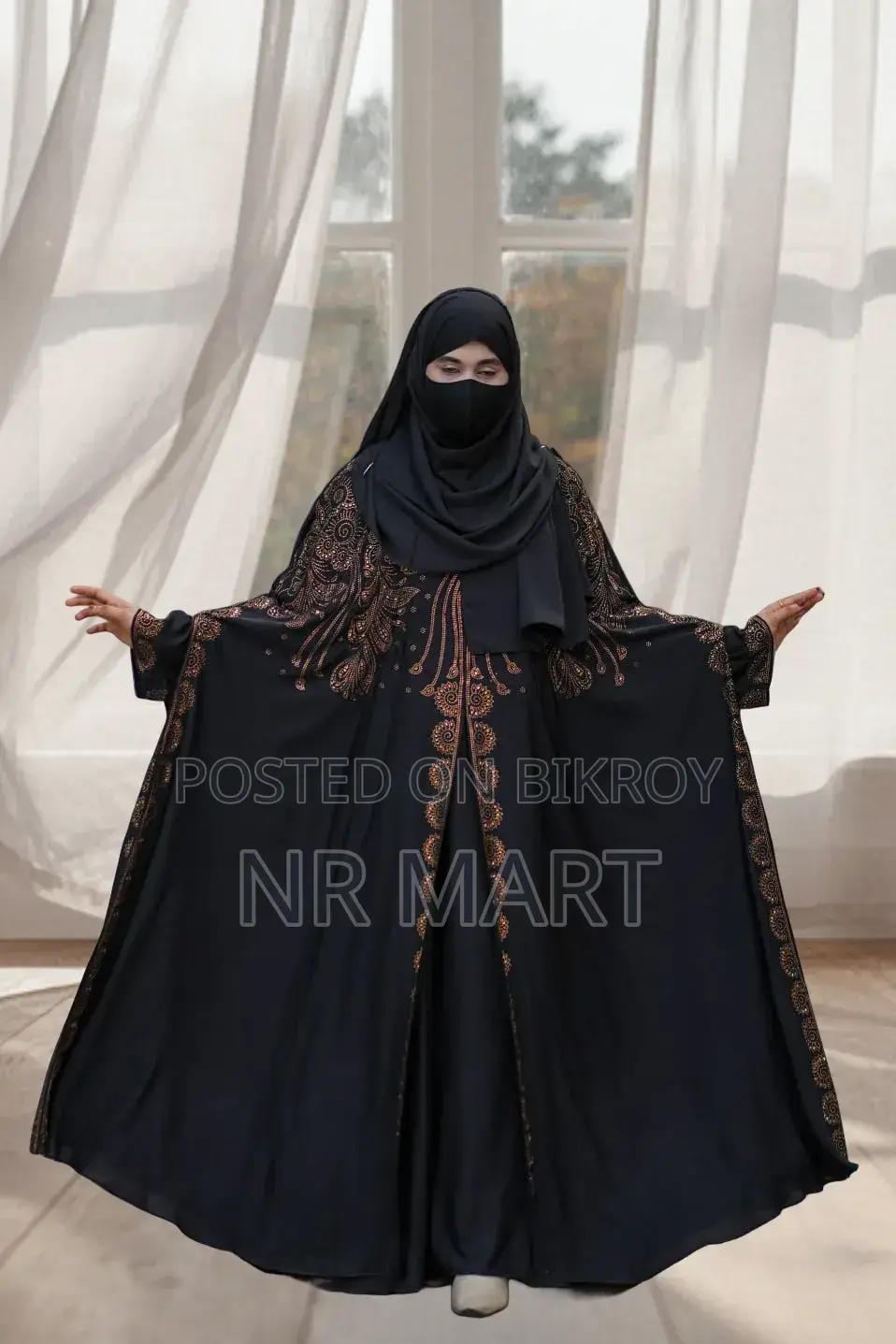 Luxury Persian Abaya Set – With Inner, Vest and Hijab