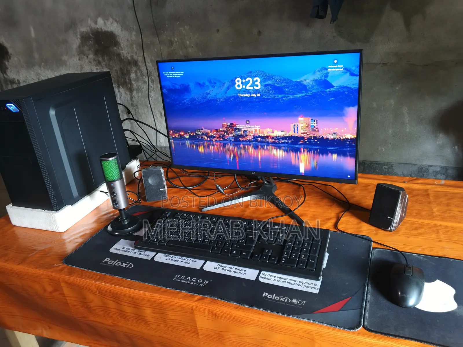 Desktop Computer 8GB AMD Ryzen 5 SSD 256GB