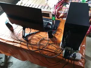 Desktop Computer 8GB AMD Ryzen 5 SSD 256GB