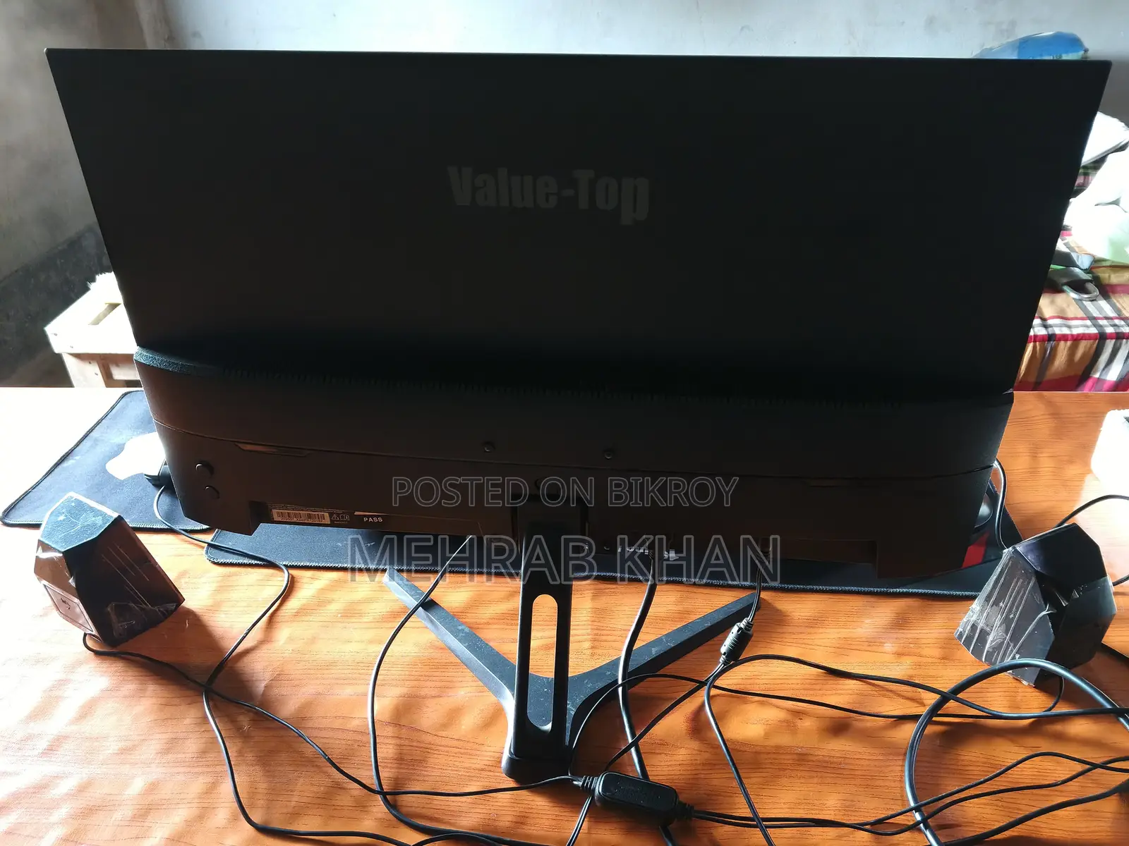 Desktop Computer 8GB AMD Ryzen 5 SSD 256GB