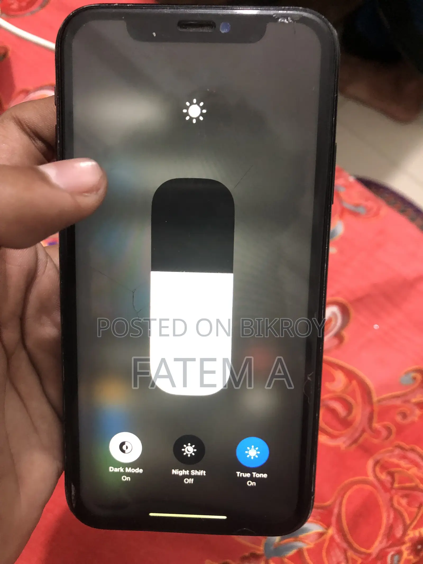 অ্যাপল আইফোন এক্সআর ১২৮ জিবি ব্ল্যাক