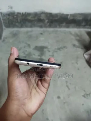 Samsung Galaxy A20 32 GB Gold