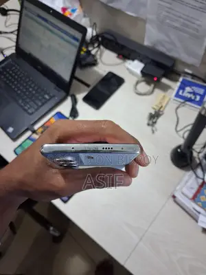 Tecno Camon 40 Pro 4G 256 GB Blue