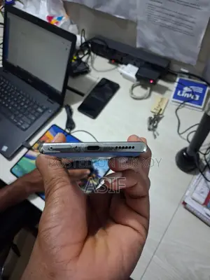 Tecno Camon 40 Pro 4G 256 GB Blue