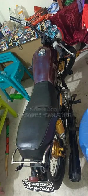 Honda 1998 Red