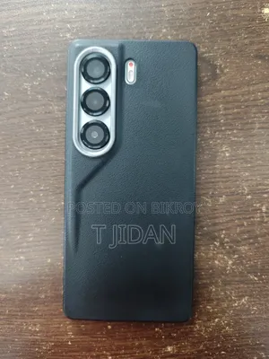 Tecno Camon 40 256 GB Silver