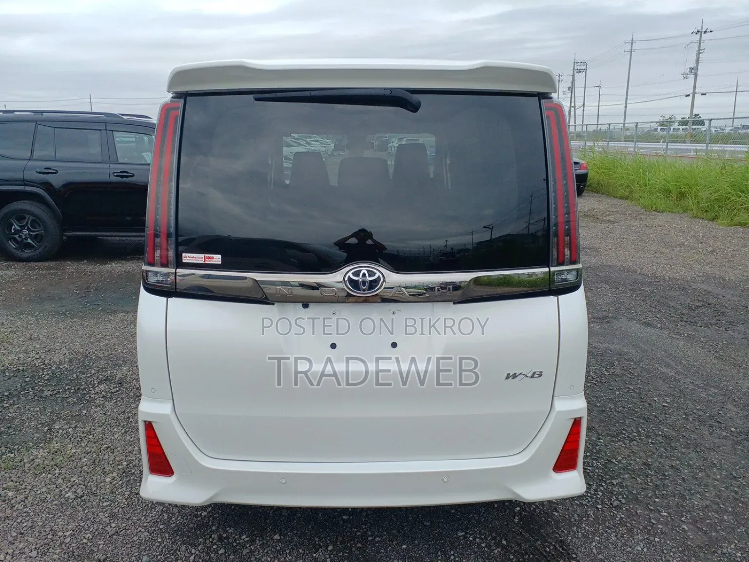 Toyota Noah 2021 Pearl